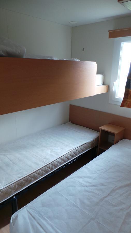 Camping De Kerurus Plounéour-Trez Room photo