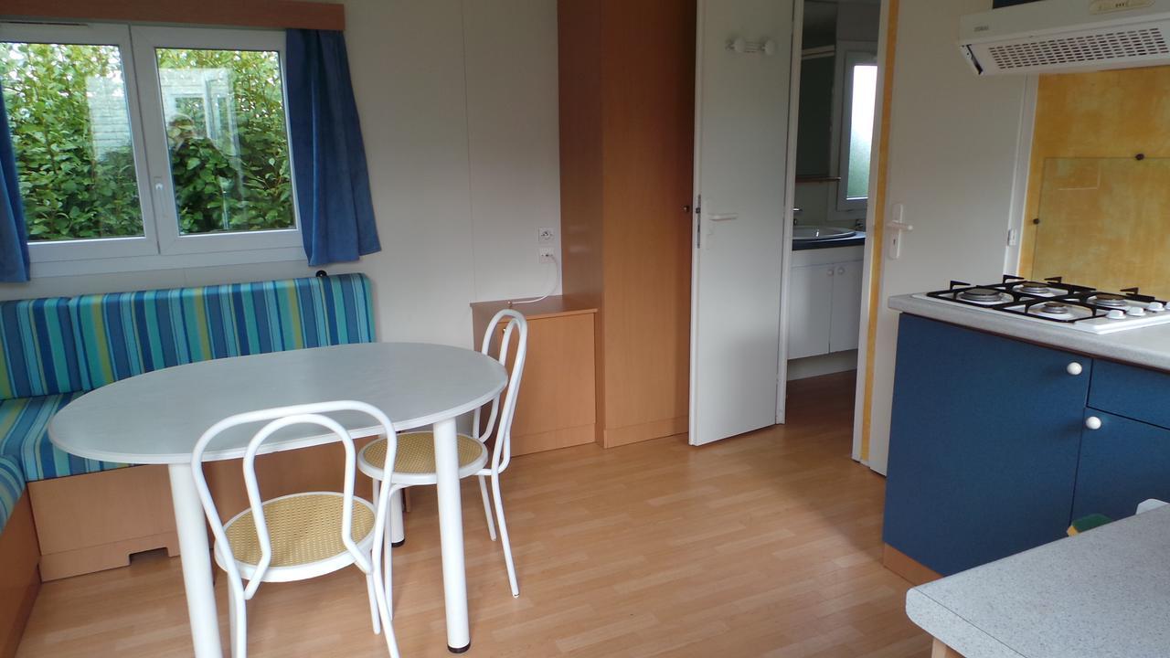 Camping De Kerurus Hotel Plouneour-Trez Room photo