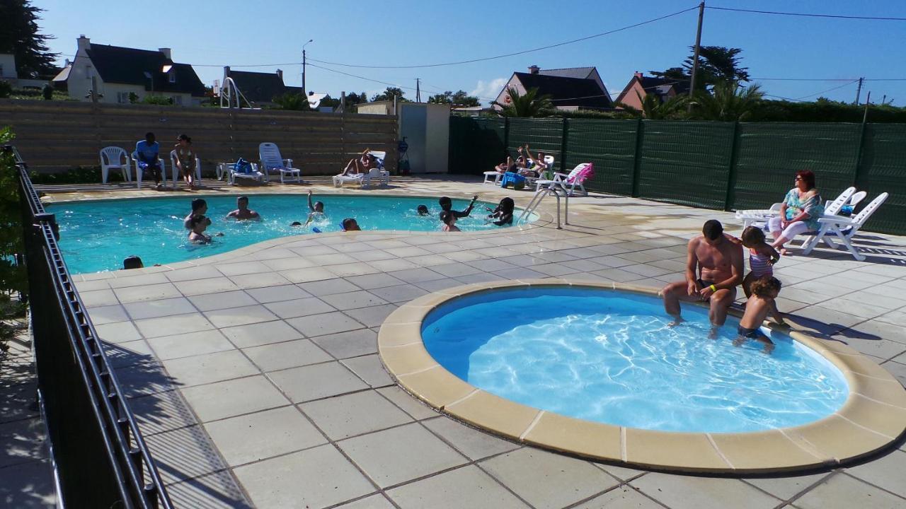 Camping De Kerurus Plounéour-Trez Exterior photo
